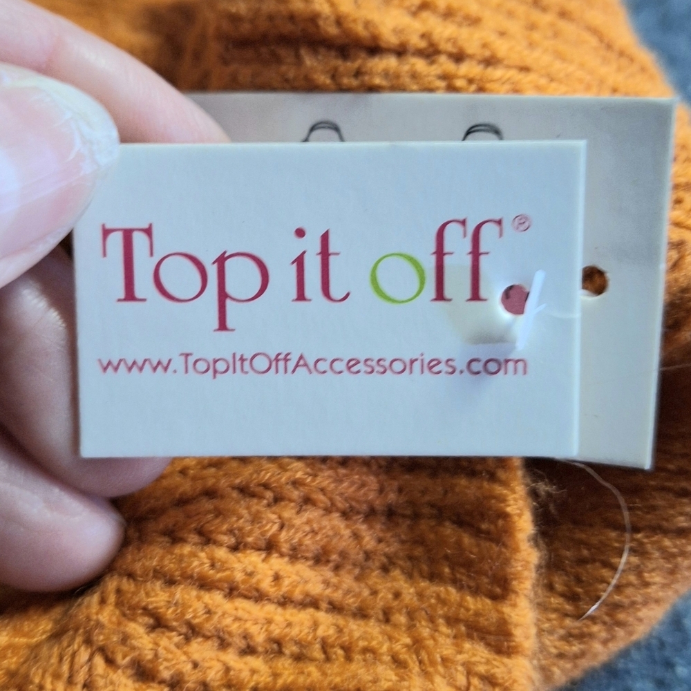 Top It Off Ruffled Knit 3-In-One Ruffled Unity Wrap/Scarf, NWT - Picture 2 of 10